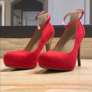 ANDREA Heels NIB